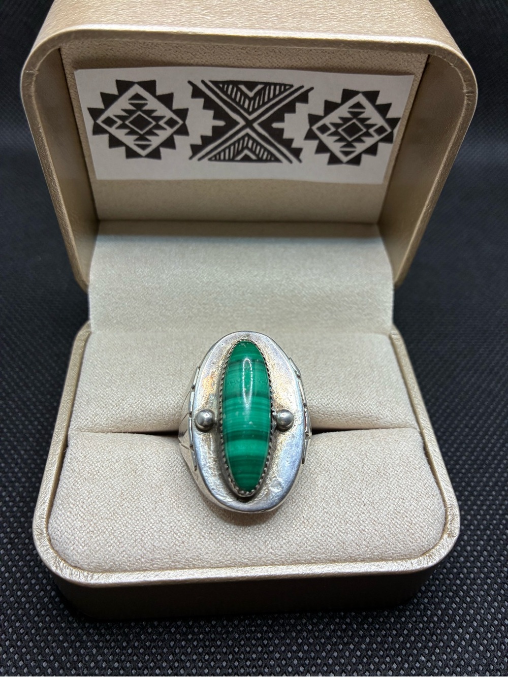 Navajo Green Malachite Sterling Oval Ring  size 11 Vintage men’s